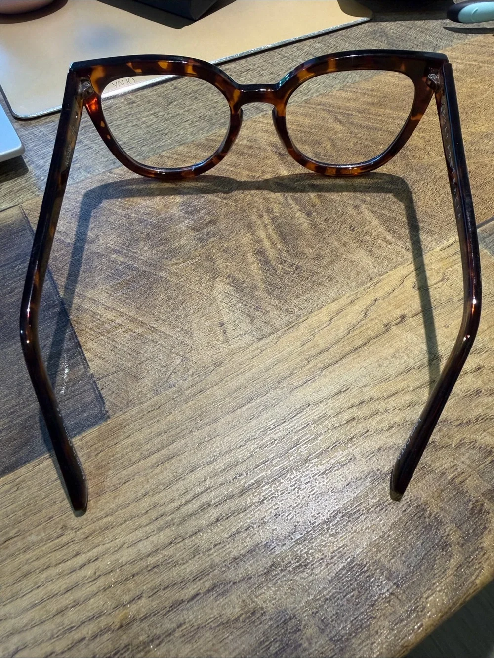 Quay Australia Noosa Tortoise Blue light glasses